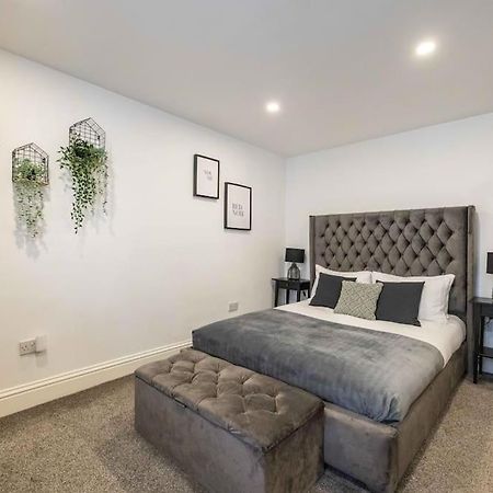 Albert Rd By The V Group Blackpool Extérieur photo
